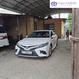 toyota camry гибрид 2,5 2018 года
