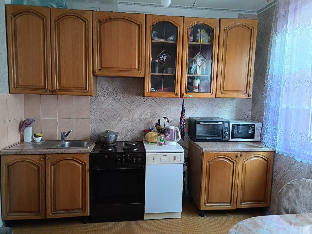 Бир балага орун бар